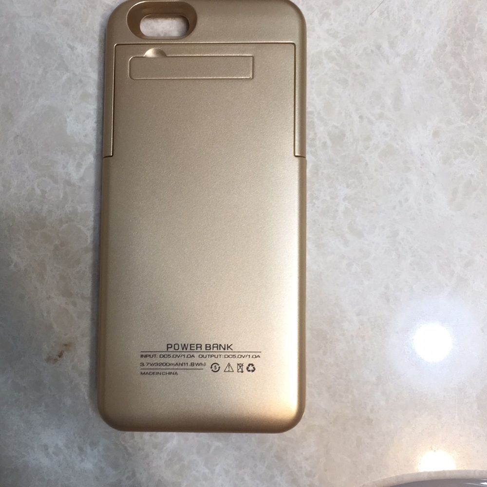 Power bank phone case charger